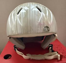 Podarim dekliško (žensko) smučarsko čelado (50-54cm)