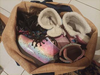 Otroška obutev številka 29 podarim