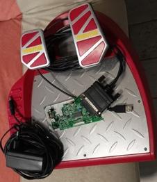 Thrustmaster T500 + momo pedala