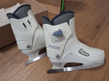 Podarim rabljene drsalke Roces, 39