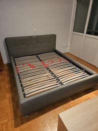 Podarim posteljo 200x160 z letvenima dnom